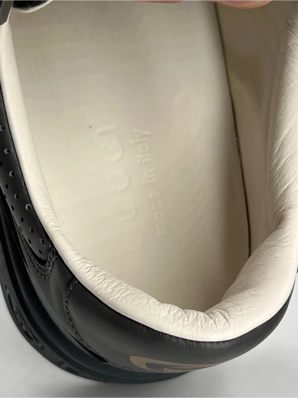 GUCCI GG LACE UP Men’s SNEAKERS - SIZE 41.5 (EU) = SIZE  8.5 (US)